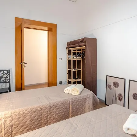Sbarcadero Apartment * Syracuse